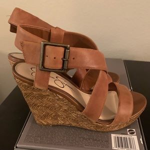Jessica simpson Tan Wedge